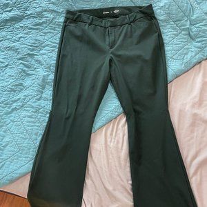 Old Navy Pixie Flare Pant Dark Green 16 Stretch